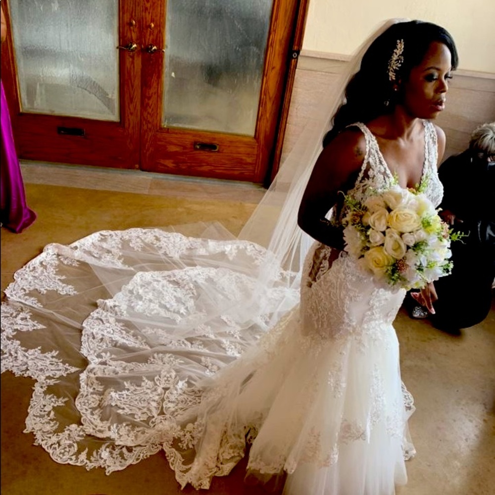 Enzoani Wedding Gown ❌SOLD❌